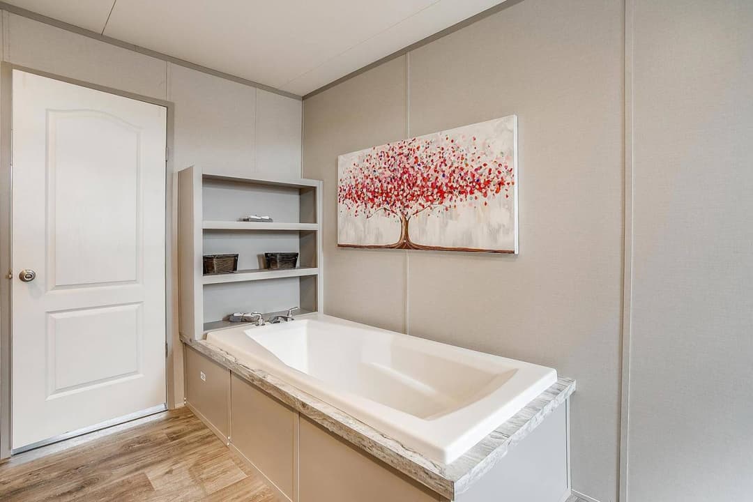 New moon nm3256h bathroom home features