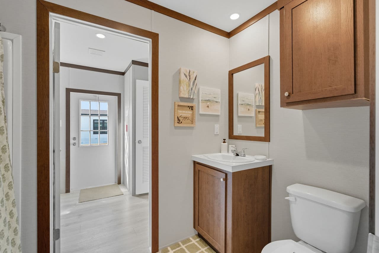 Nm2842j bathroom home features