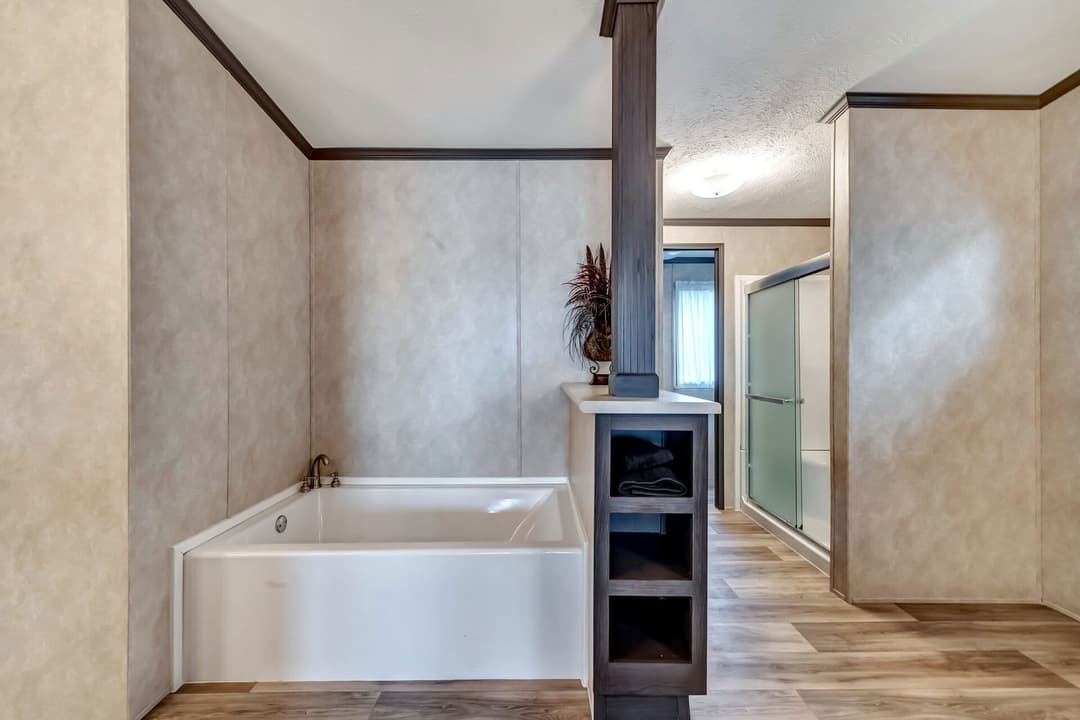 The king bathroom home features