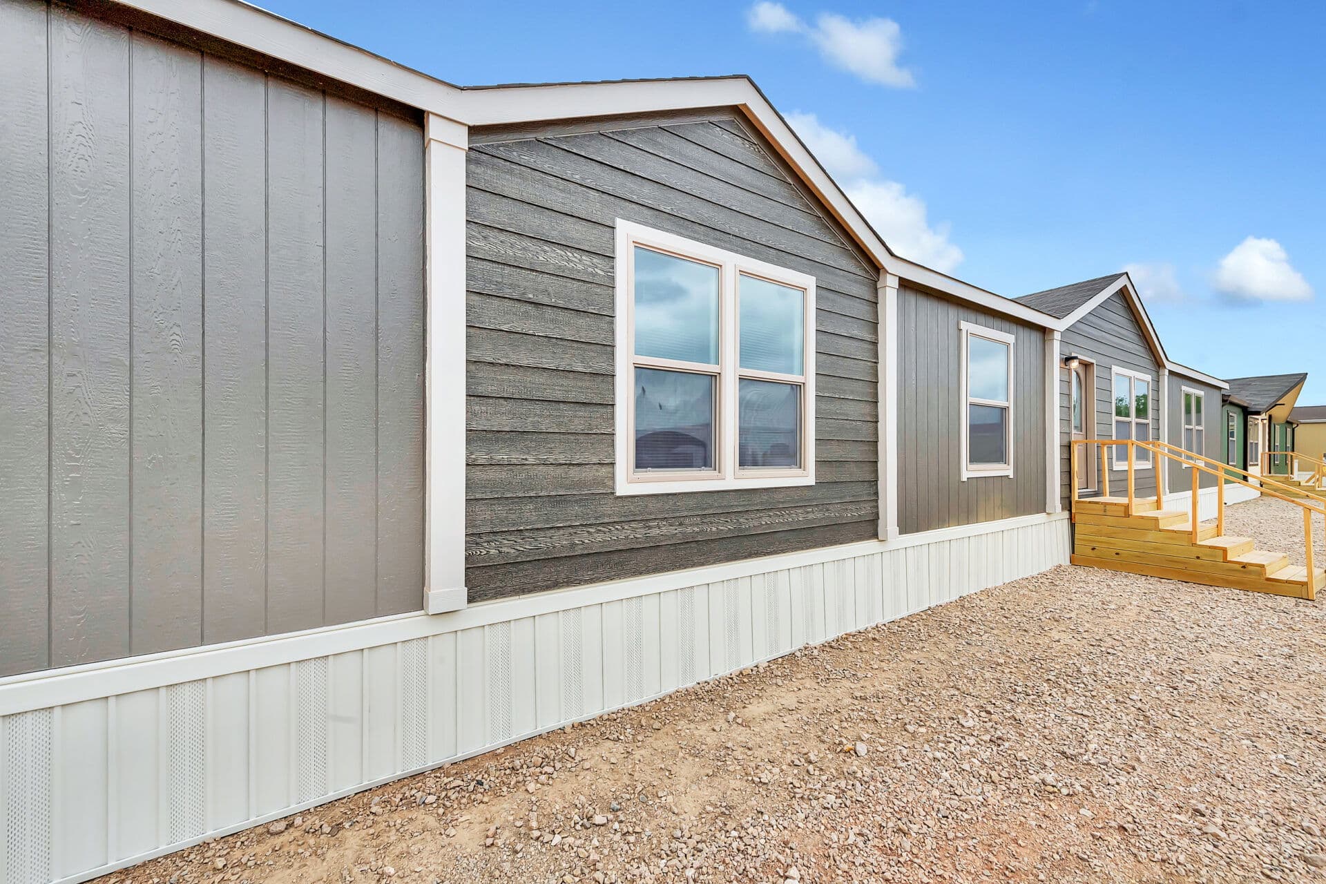 The king hero, elevation, and exterior home features