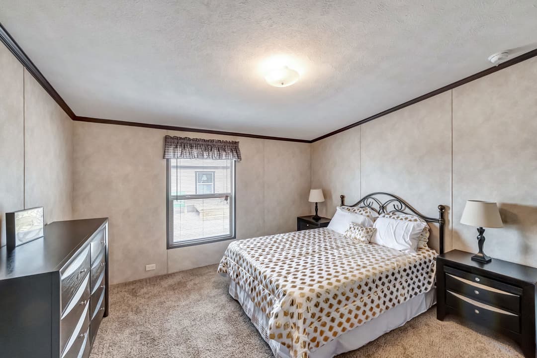 The king bedroom home features