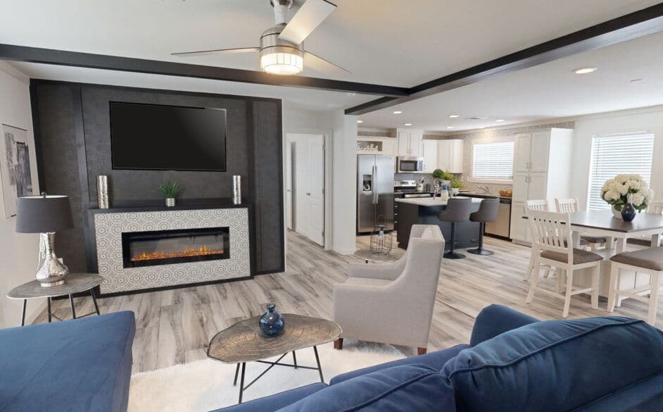Emerald r60f hero and interior home features