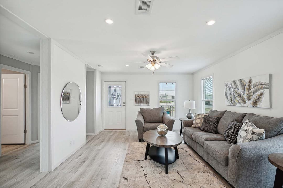Nm2852a interior home features
