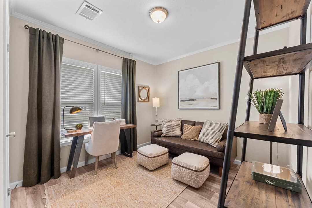Innovation xl bedroom home features