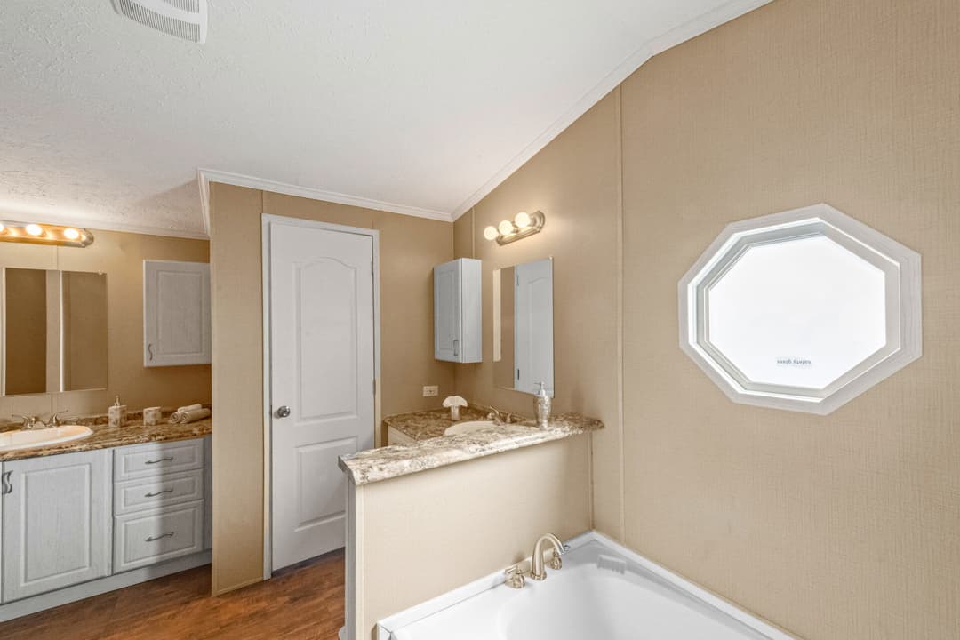 The knight bathroom home features