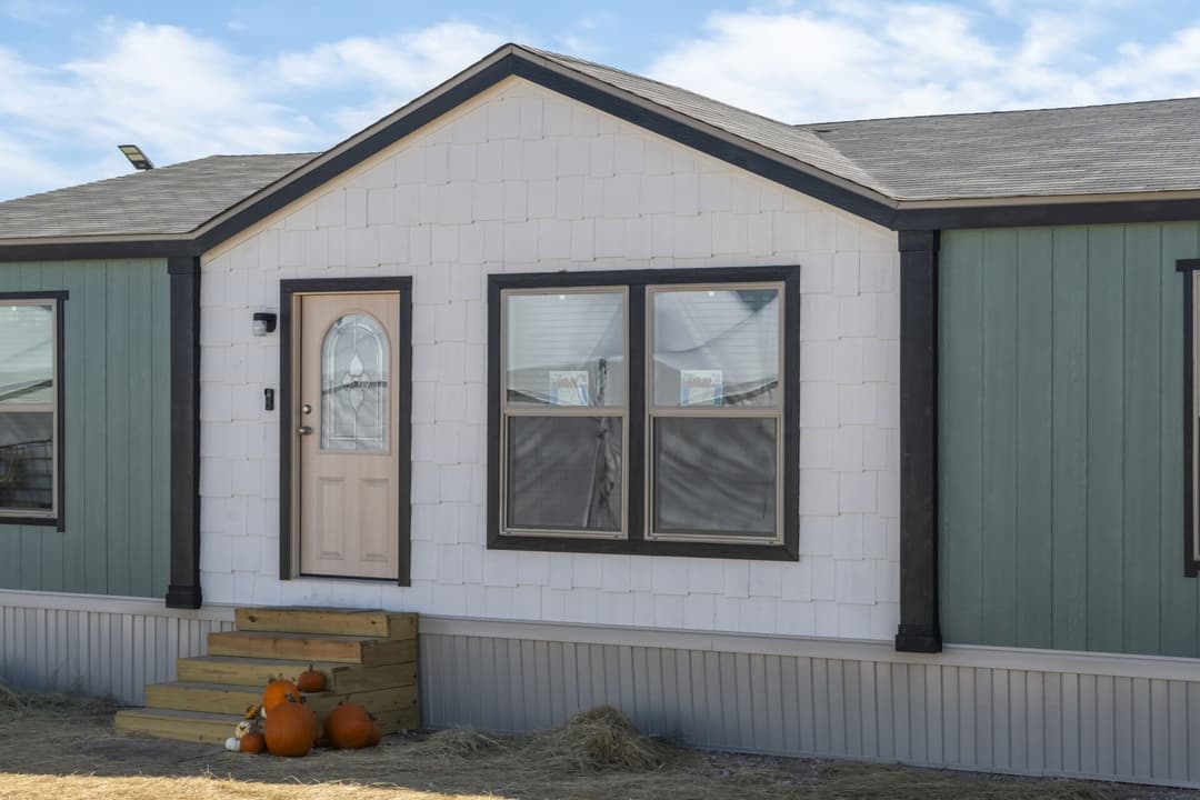 The bishop exterior home features