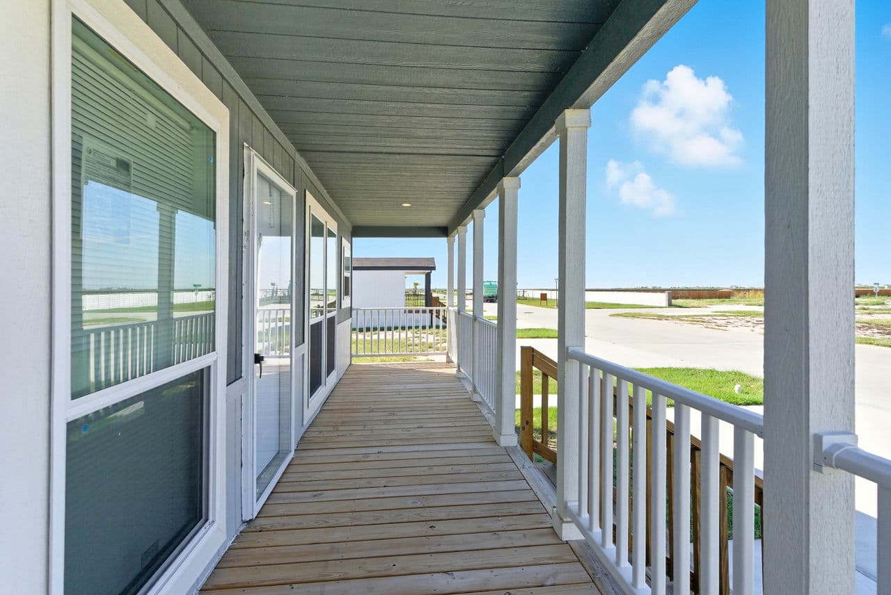Nm2842j exterior home features