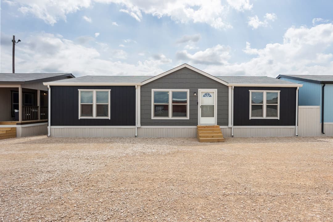 The pawn exterior and elevation home features