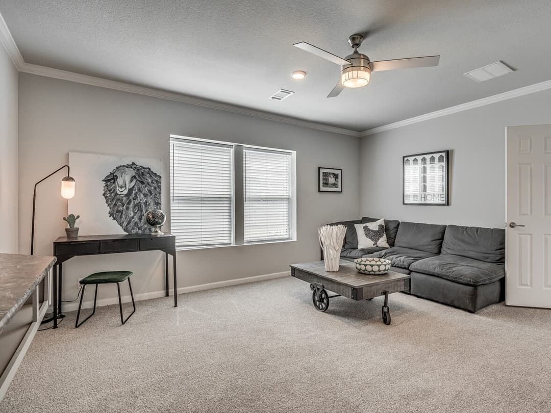 Vintage farmhouse flex 47643a interior home features