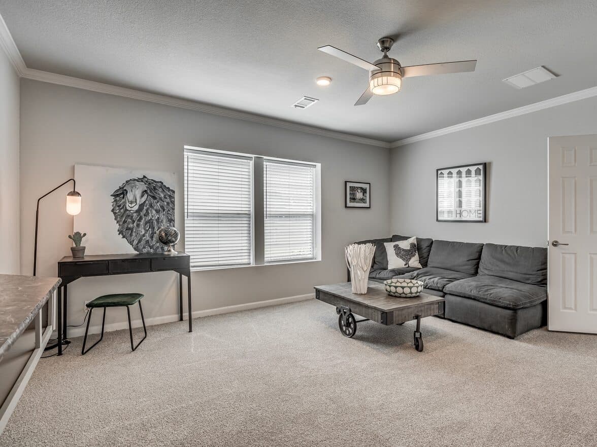 Vintage farmhouse flex 47643a interior home features