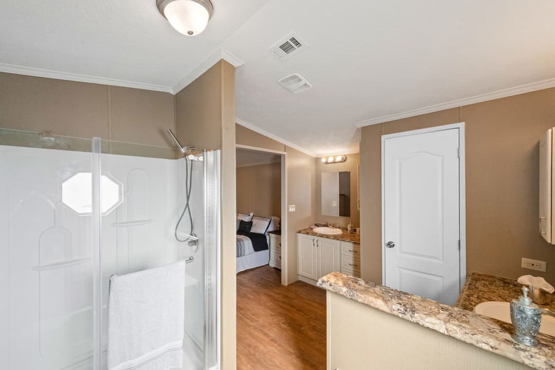 The knight bathroom home features
