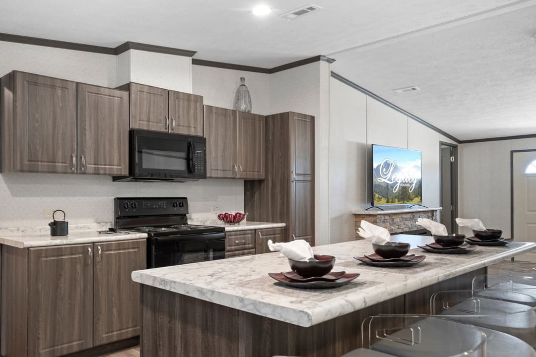 The pawn kitchen home features