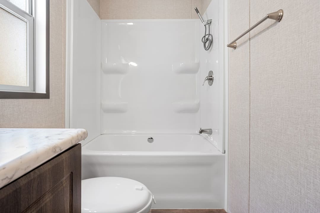 The pawn bathroom home features