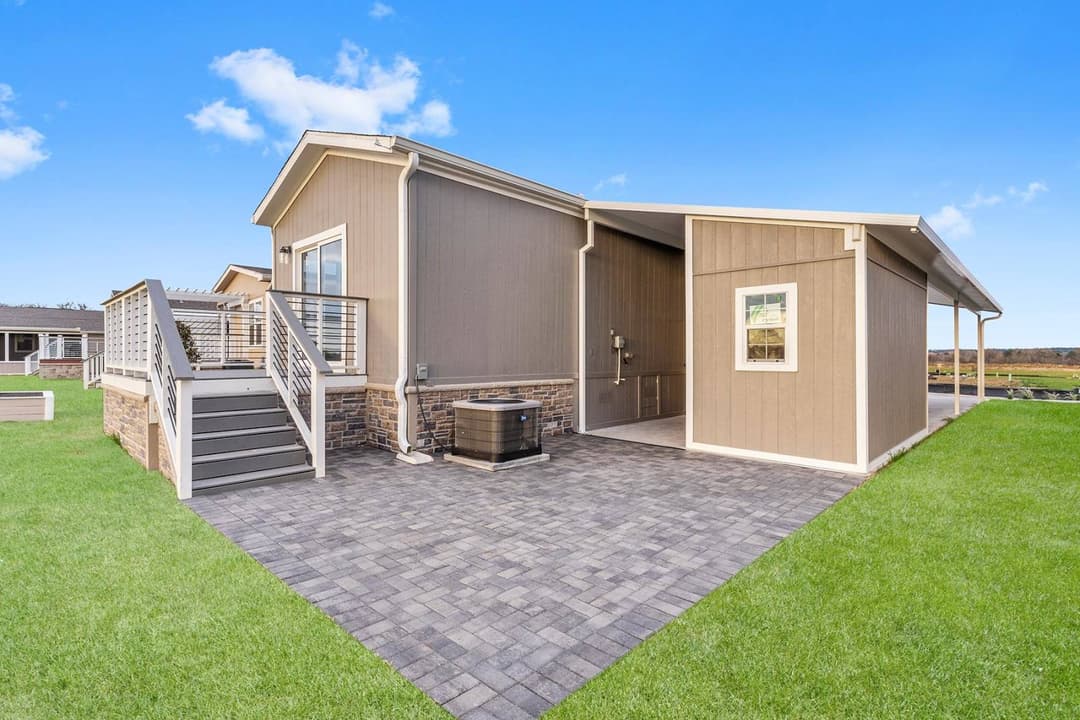 Innovation p exterior and hero home features