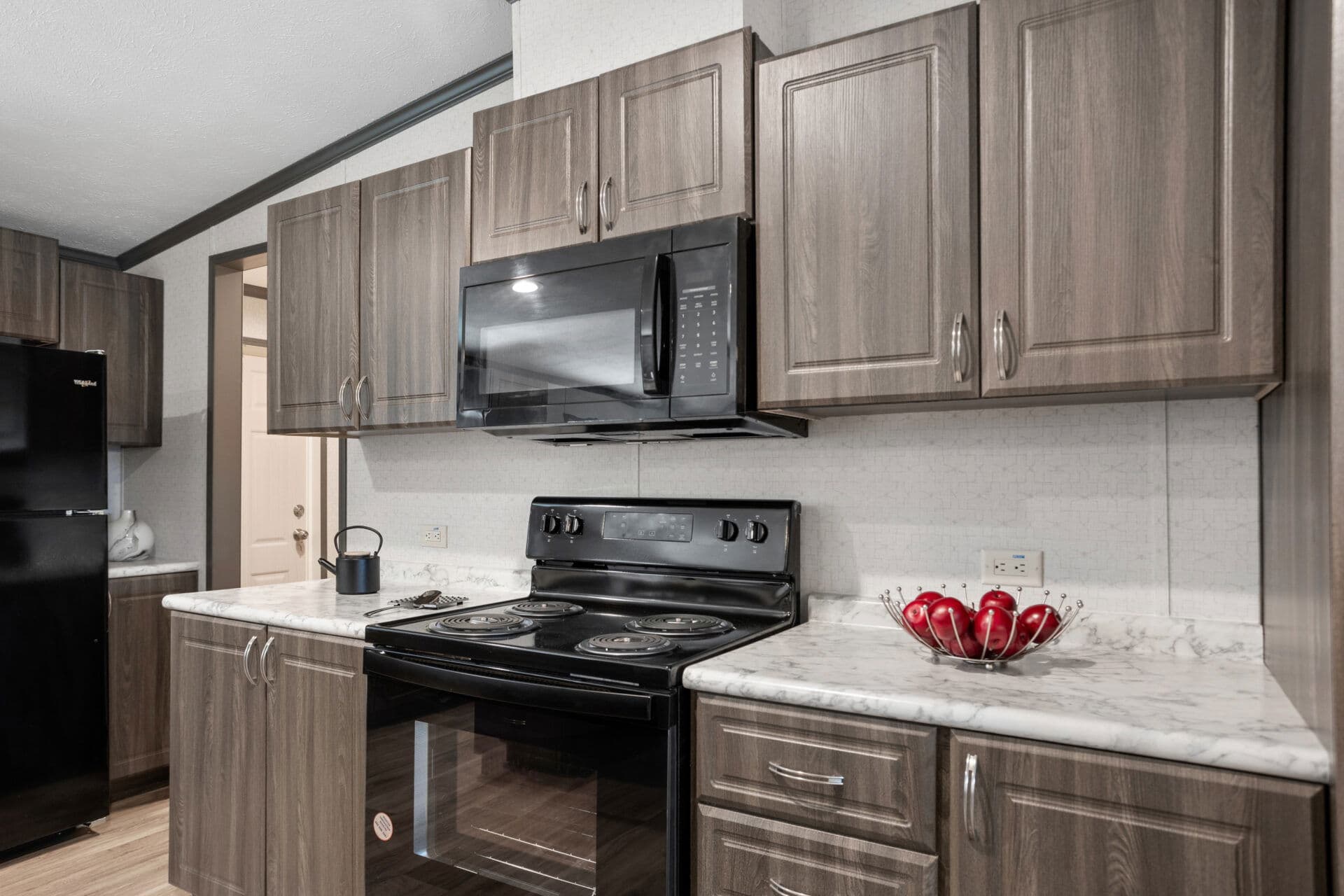 The pawn kitchen home features
