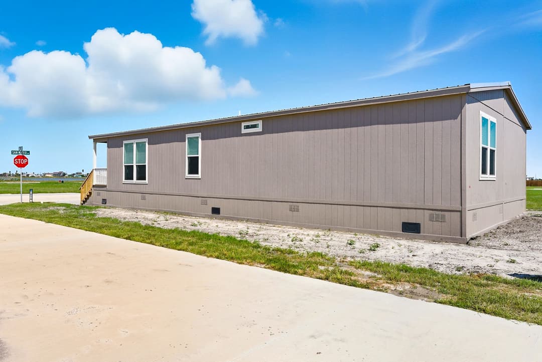 Nm2860l exterior home features