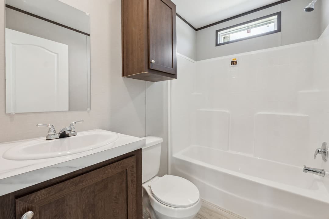 Nm2852a bathroom home features
