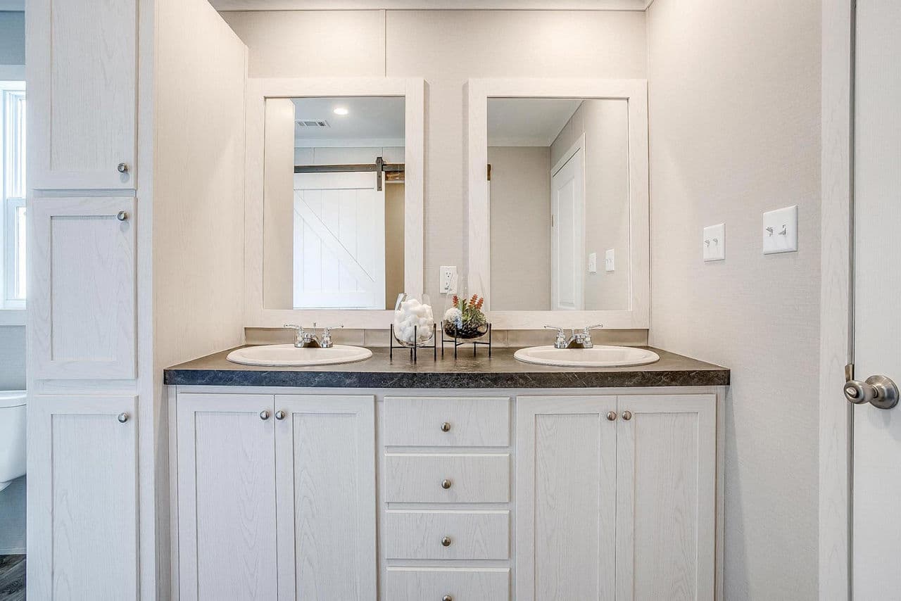 Nm3252b bathroom home features