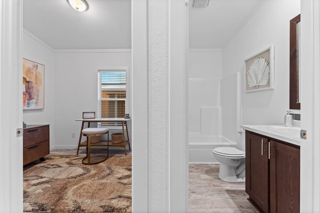 Innovation p bathroom home features