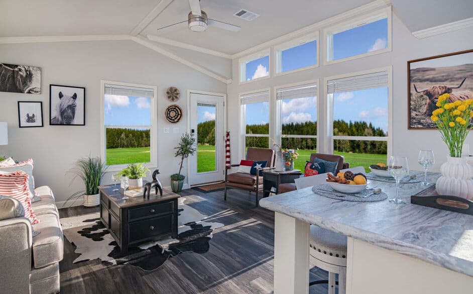 Mockingbird d50ep8 interior home features