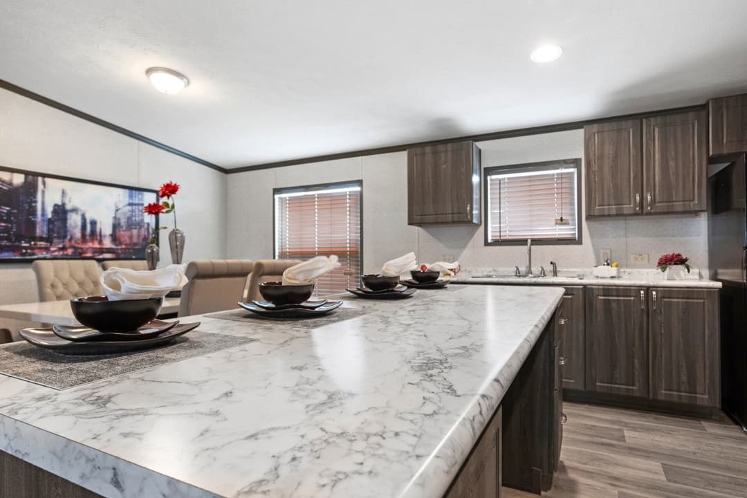 The pawn kitchen home features