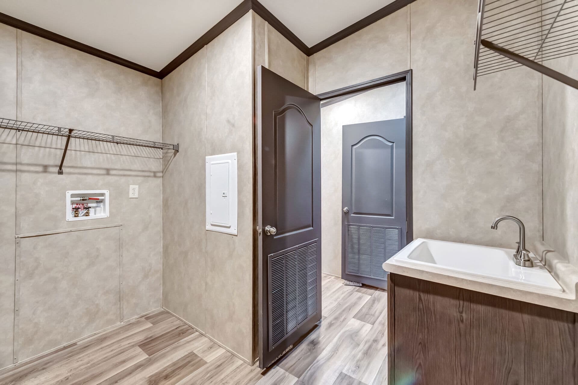 The king bathroom home features