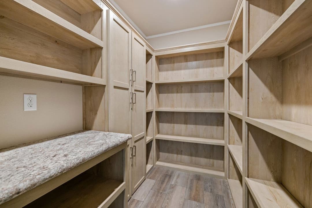 El rancho iv 32764a interior home features