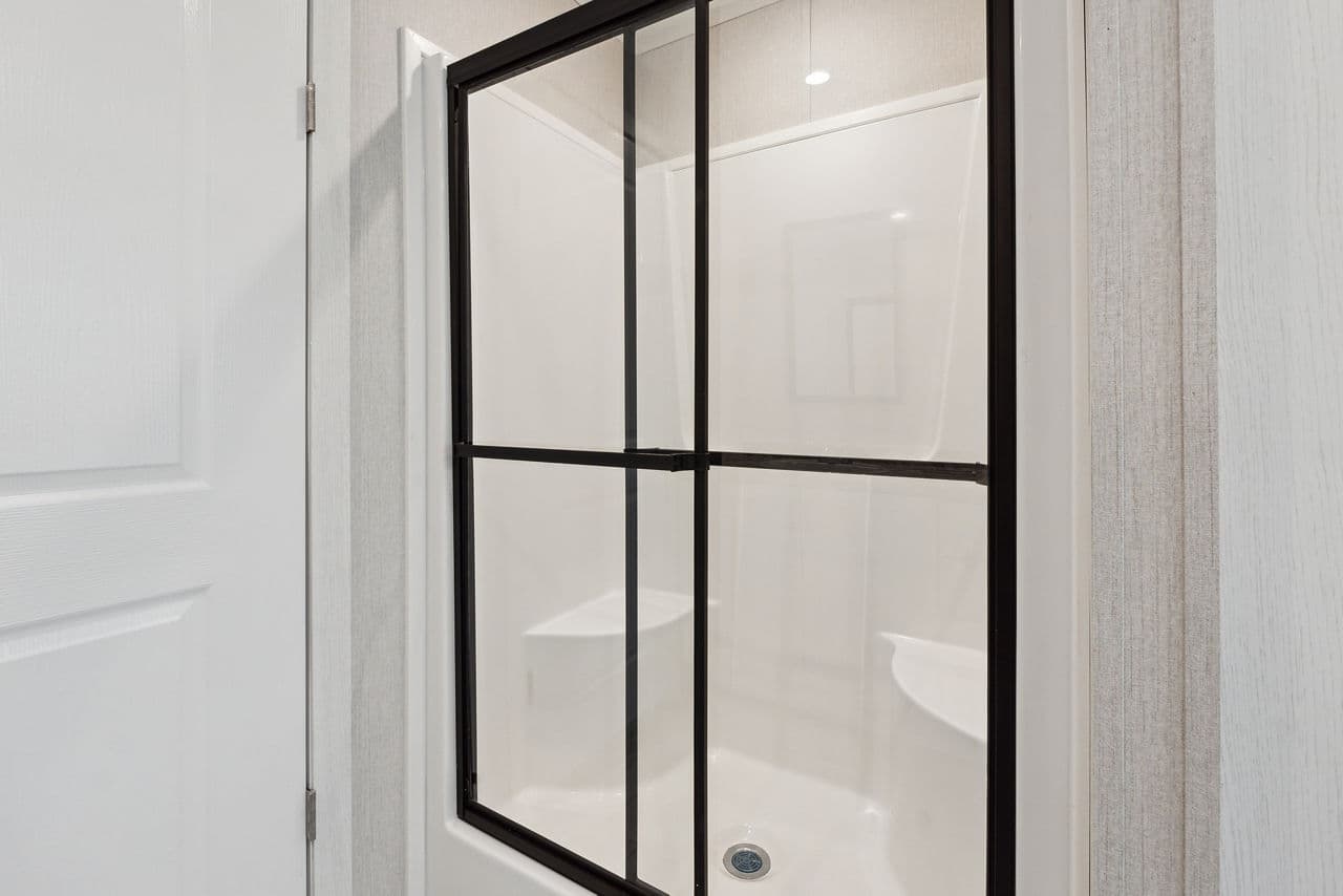 Nm2860l bathroom home features