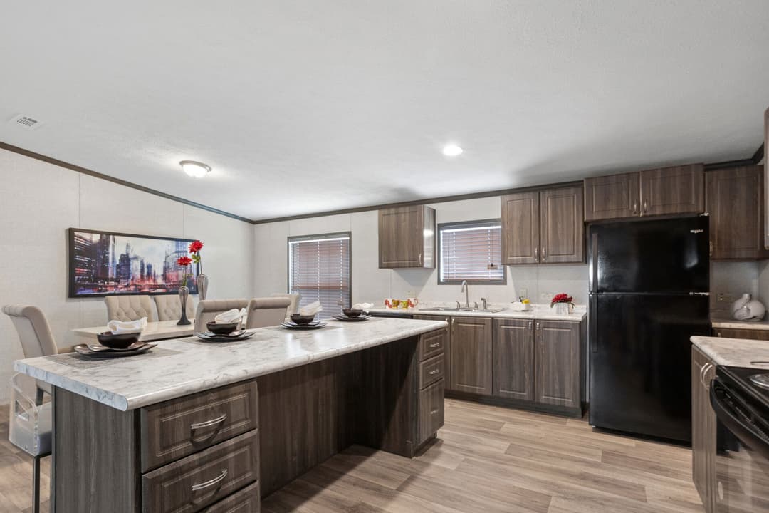 The pawn kitchen home features