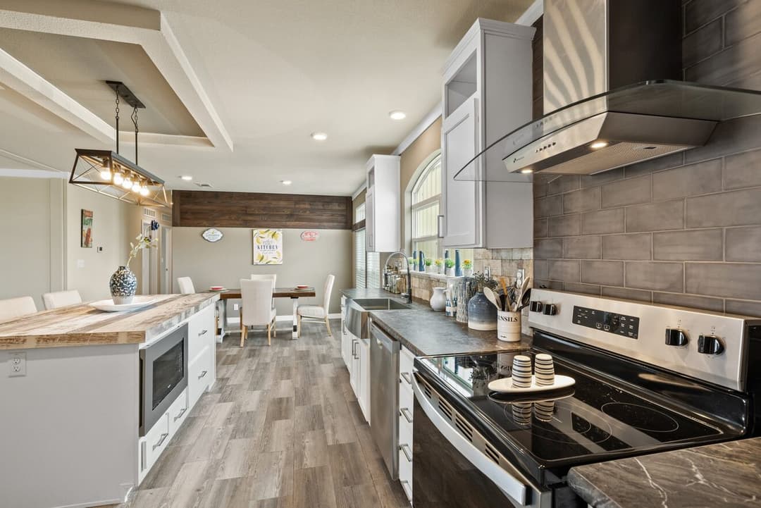 El rancho 32764a kitchen home features