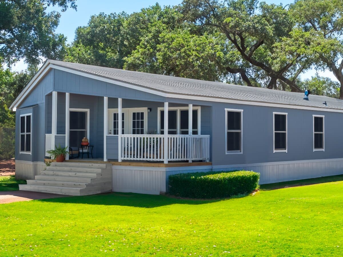The rook exterior and hero home features