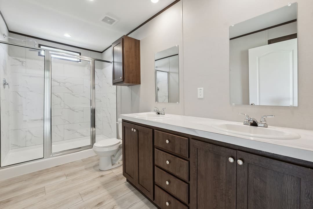 Nm2852a bathroom home features