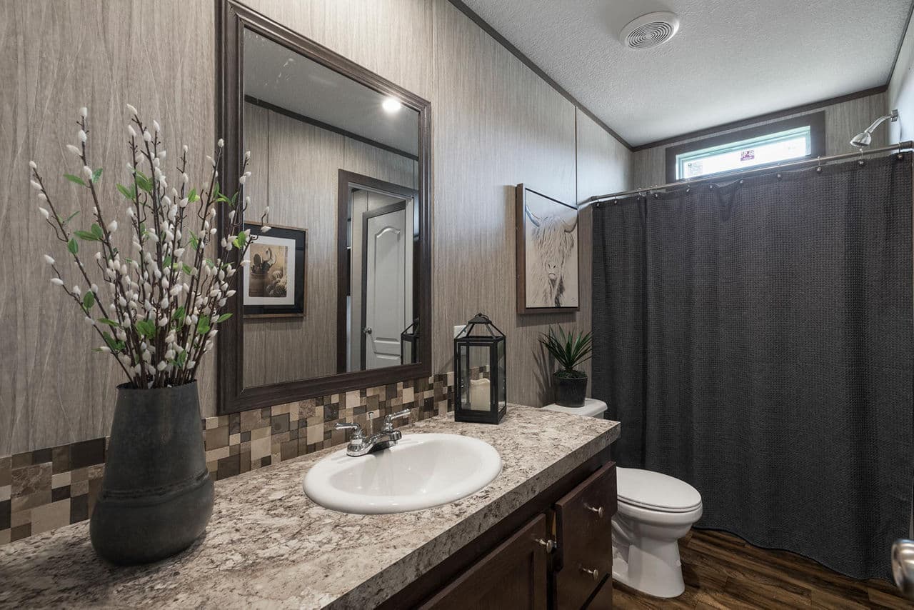 Nm3256k bathroom home features