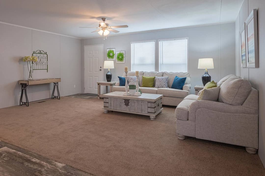 Redman rm3268a interior home features